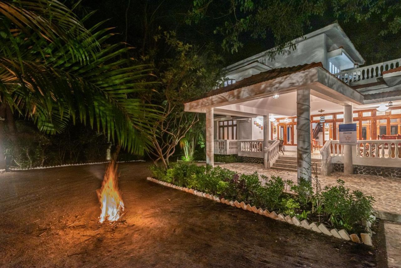 Saffronstays Chikoo Wadi- 3Bdr Pet-Friendly Villa With Pool In Boisar エクステリア 写真