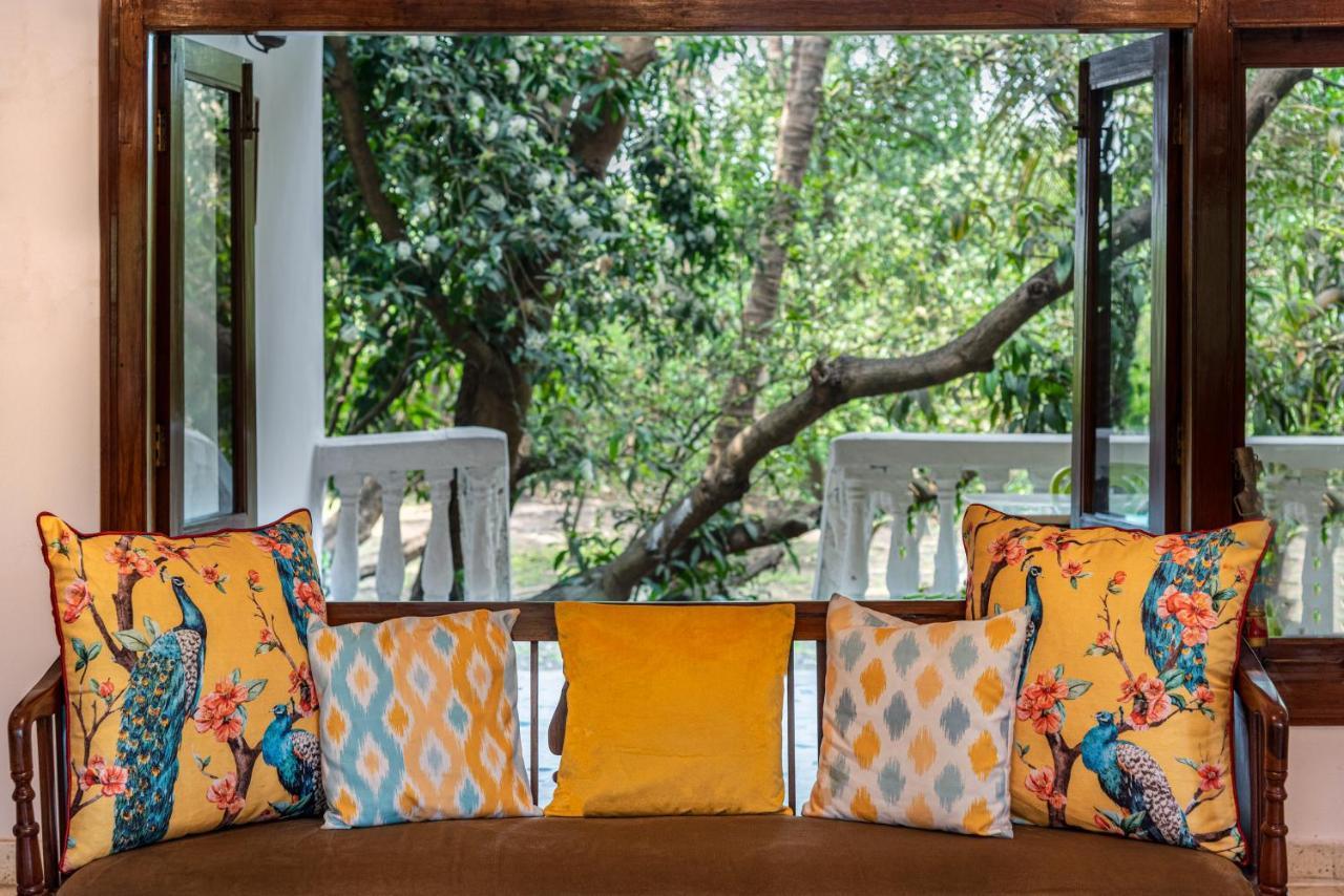 Saffronstays Chikoo Wadi- 3Bdr Pet-Friendly Villa With Pool In Boisar エクステリア 写真
