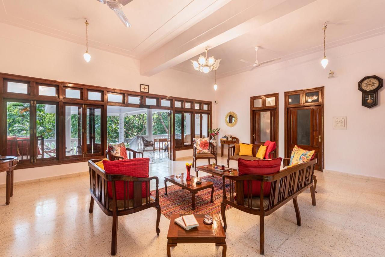 Saffronstays Chikoo Wadi- 3Bdr Pet-Friendly Villa With Pool In Boisar エクステリア 写真