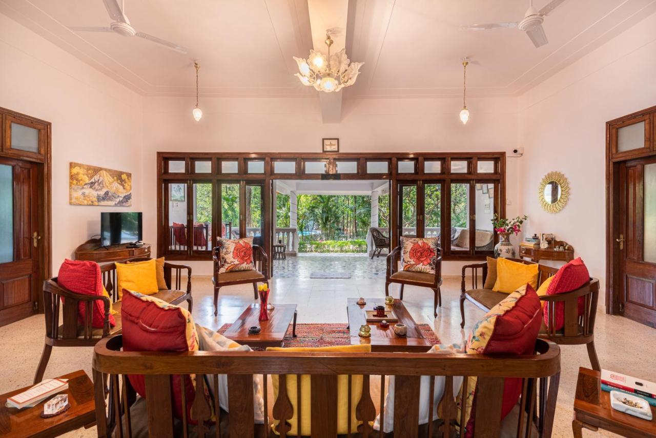 Saffronstays Chikoo Wadi- 3Bdr Pet-Friendly Villa With Pool In Boisar エクステリア 写真